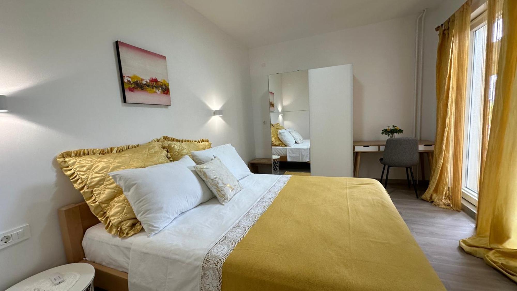 Apartments Anica Supetarska Draga Extérieur photo